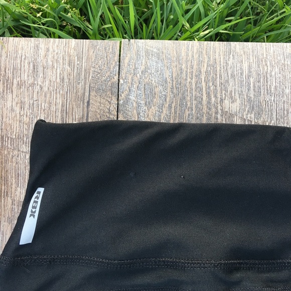 RBX STUDIO SKETCHY FLORAL YOGA CAPRI - Picture 8 of 8